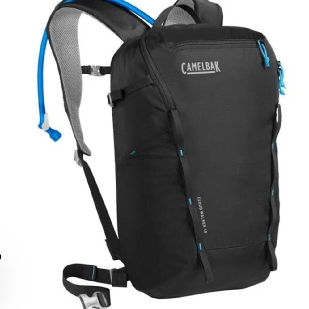 NWT Black Camelbak Hydration Backpack